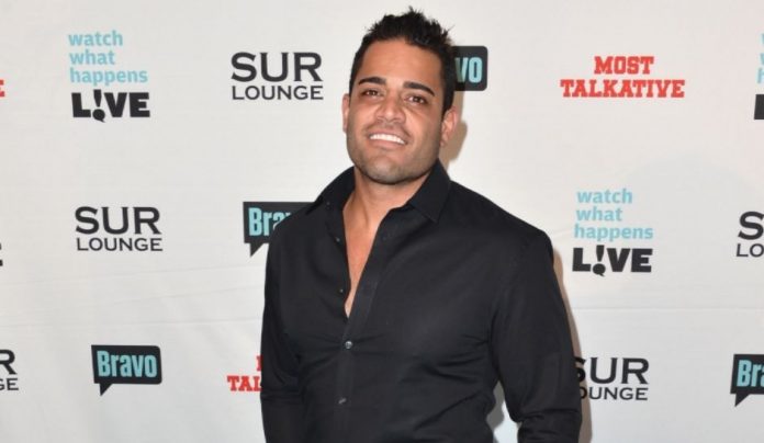 Mike Shouhed Height