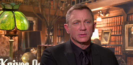 Daniel Craig