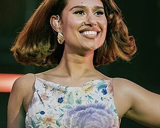 Raye – Net Worth, Brit Awards Winner & Escapism Singer, Wiki & Biography 2026