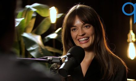 Emma Mackey Net Worth 2026: From Sex Education’s $30K/Episode to Barbie’s $300K